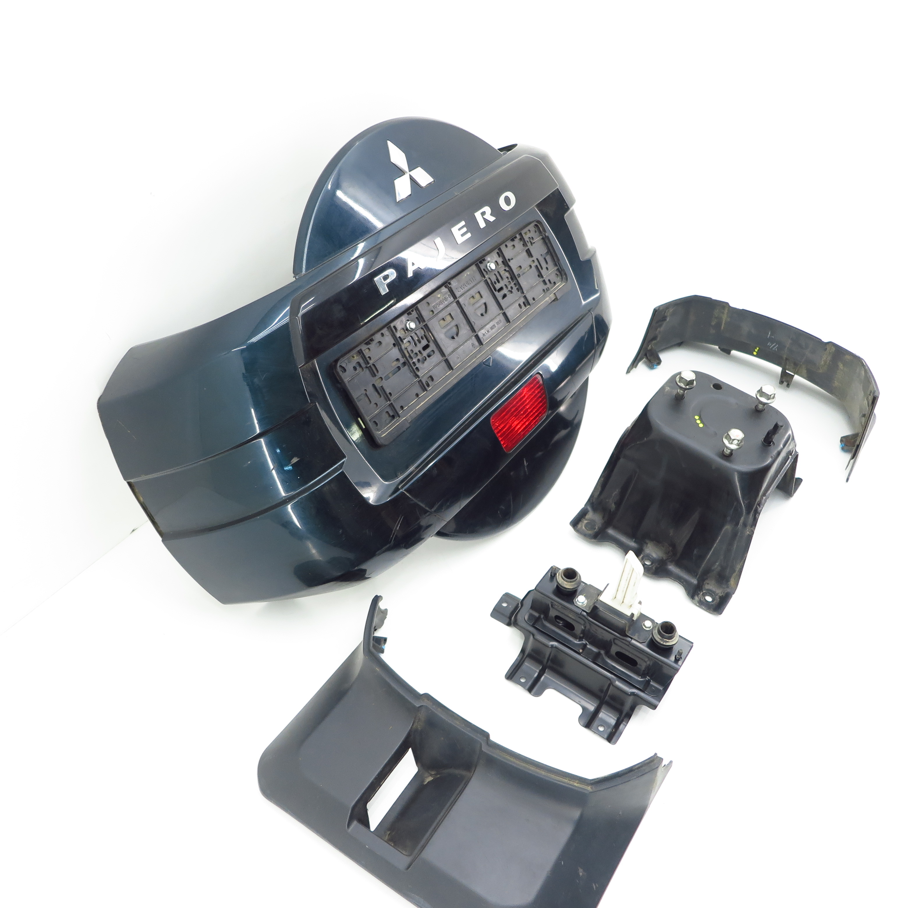 spare wheel cover bracket Mitsubishi Pajero 4 V80 eBay